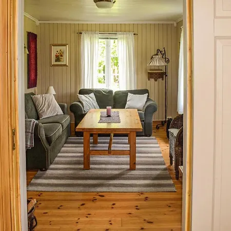 Holiday home Haugholmen Bandaksli